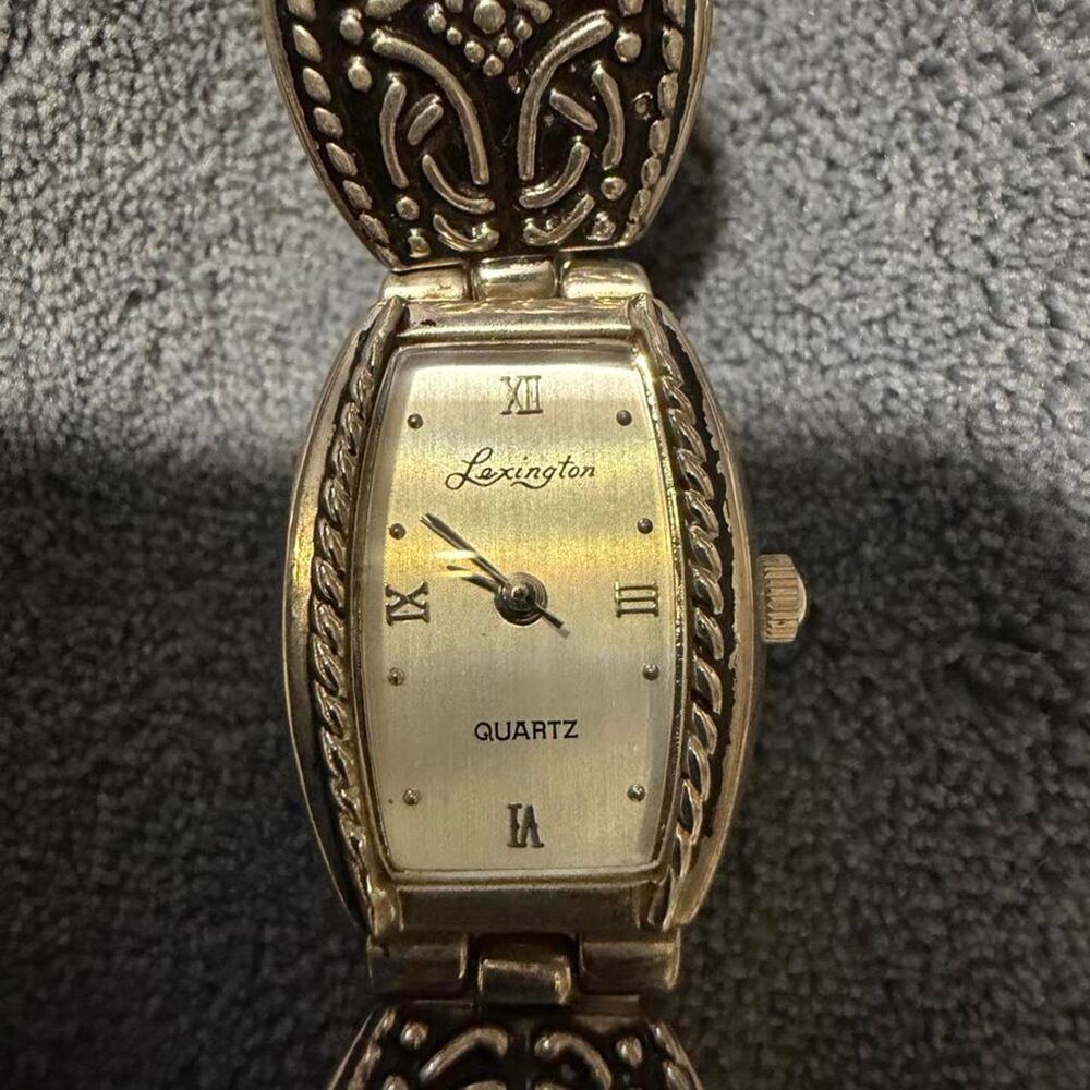 Vintage lexington silver watch with
